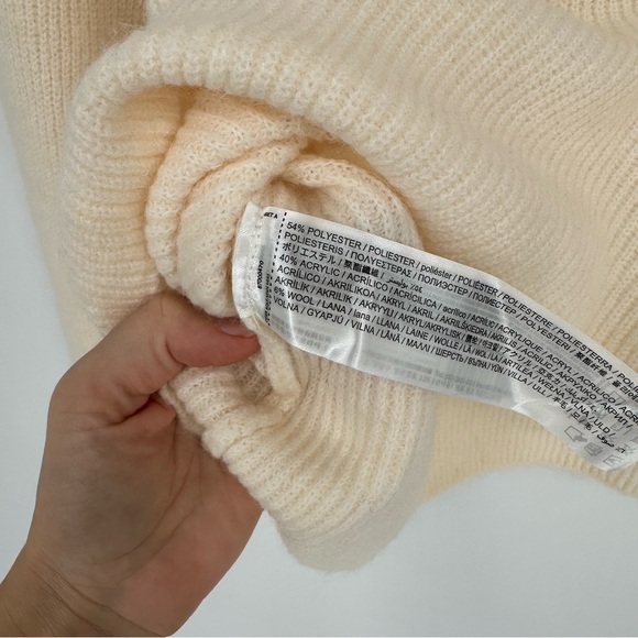 NWT Mango Knitted Polo Neck Sweater in Ecru, XS - Picture 15 of 16